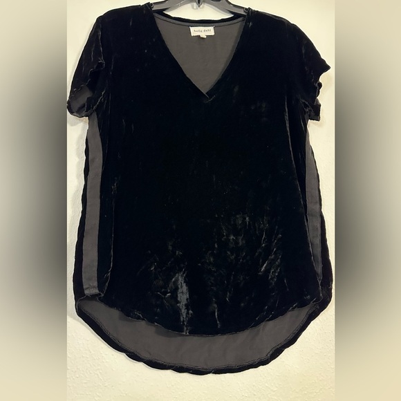 Bella Dahl Black Velvet Short Sleeve Blouse Elegant  Size M - Picture 2 of 14